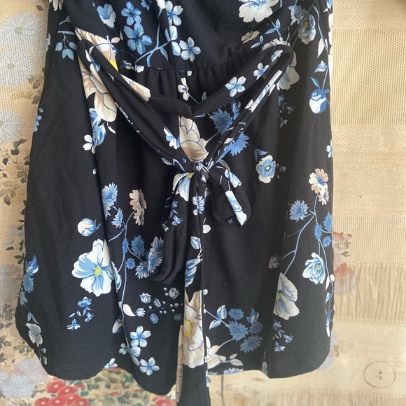Floral romper - Picture 3 of 3